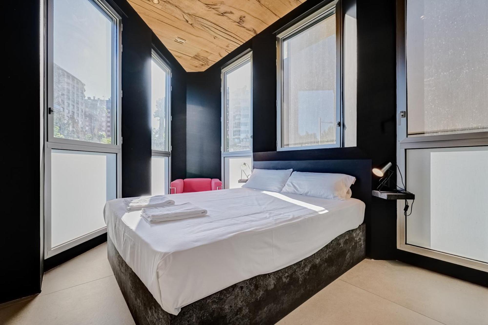 Apartment Plural By Clabao *